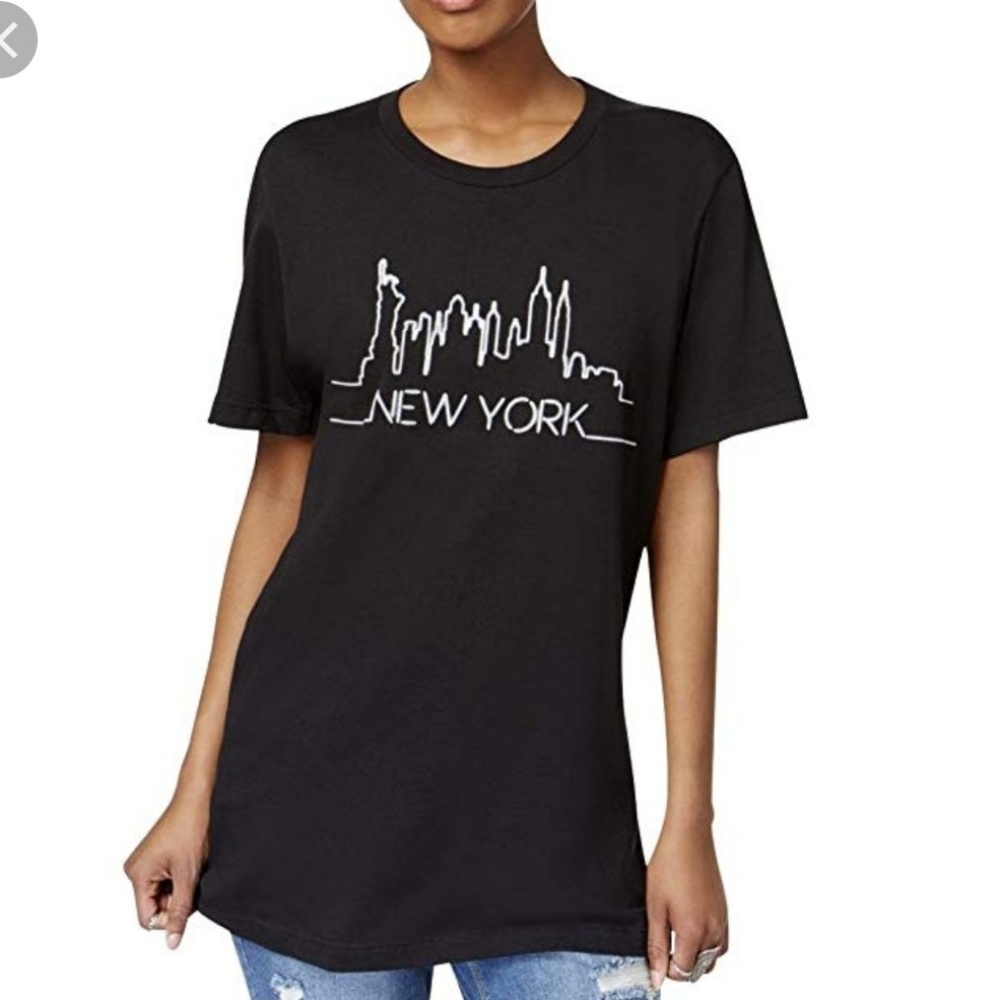 Kid Dangerous graphic tee M